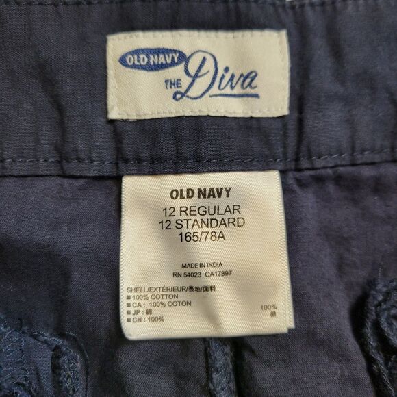 Old Navy The Diva Blue Eyelet Cutwork Floral Patterned Women's Cropped Pants - Picture 5 of 9